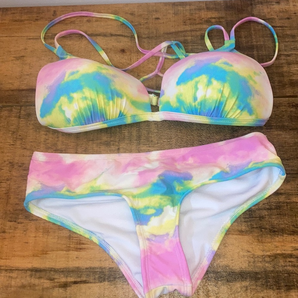 Malibu Dream Girl Tie Dye Bikini